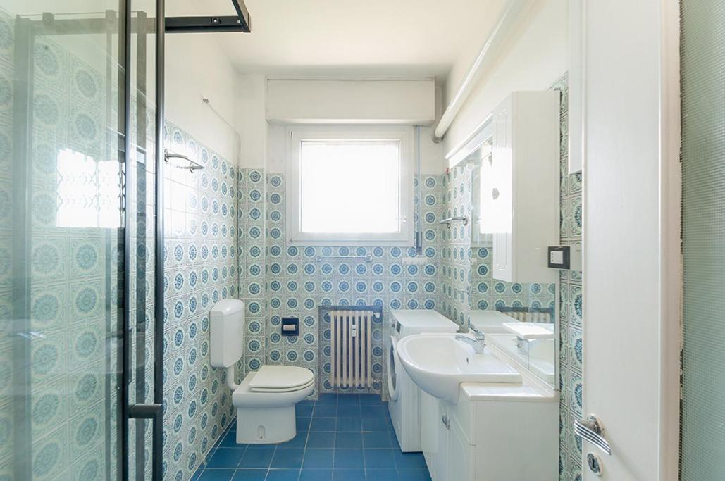 Private Room For Girls ボローニャ エクステリア 写真
