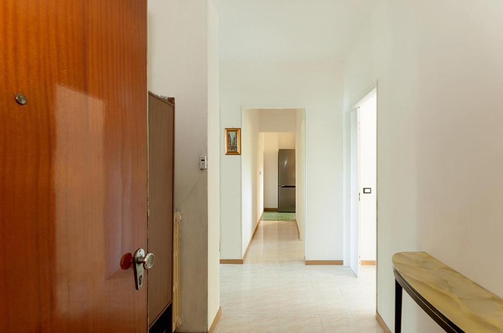 Private Room For Girls ボローニャ エクステリア 写真